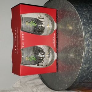RAE DUNN Set of 2 glasses Holly Jolly
